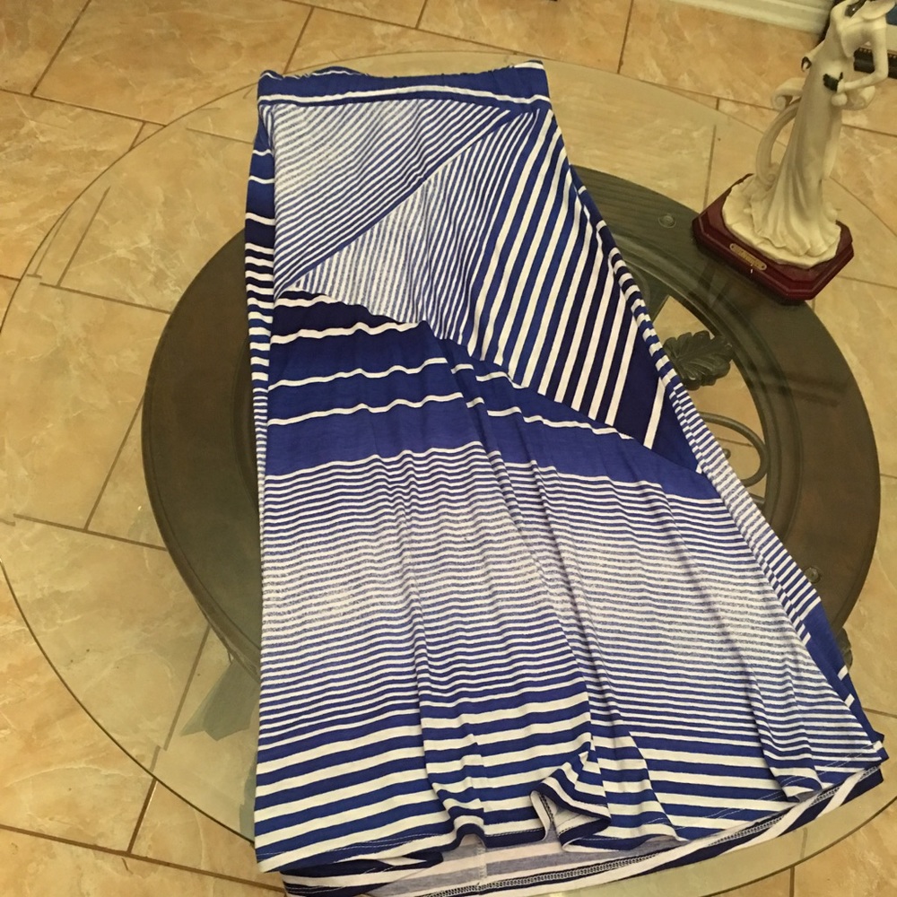 Women's Maxi Skirt size L